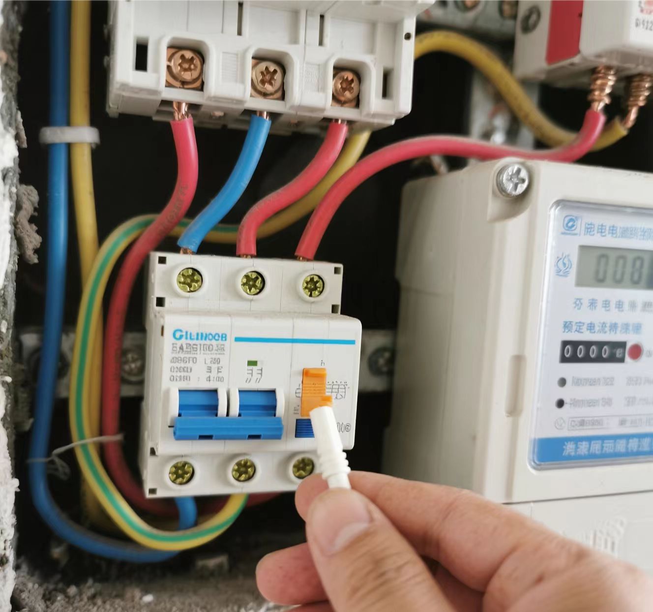 智能電表的度數(shù)計(jì)算是否受外界因素的影響？